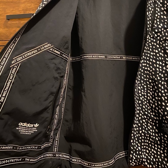 COPY - Exclusive Adidas Windbreaker Jacket - Picture 3 of 6
